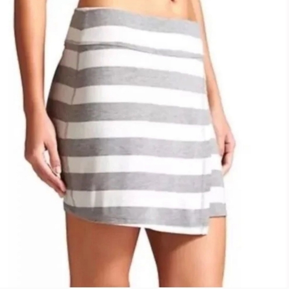 Athleta Ribbon Stripe Faux Wrap Skirt - Picture 1 of 9